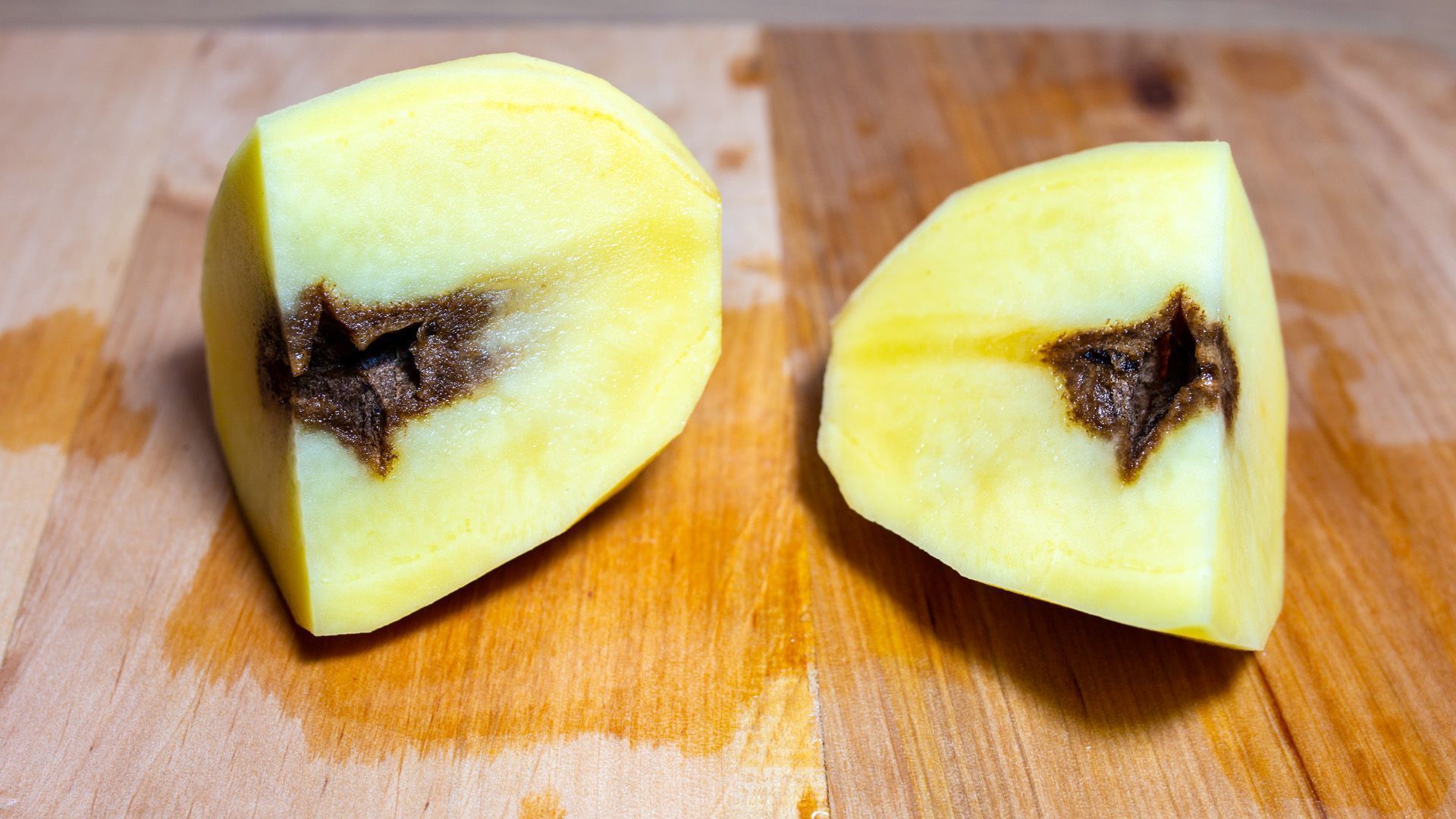 Kann man Kartoffeln mit schwarzen Flecken noch essen?