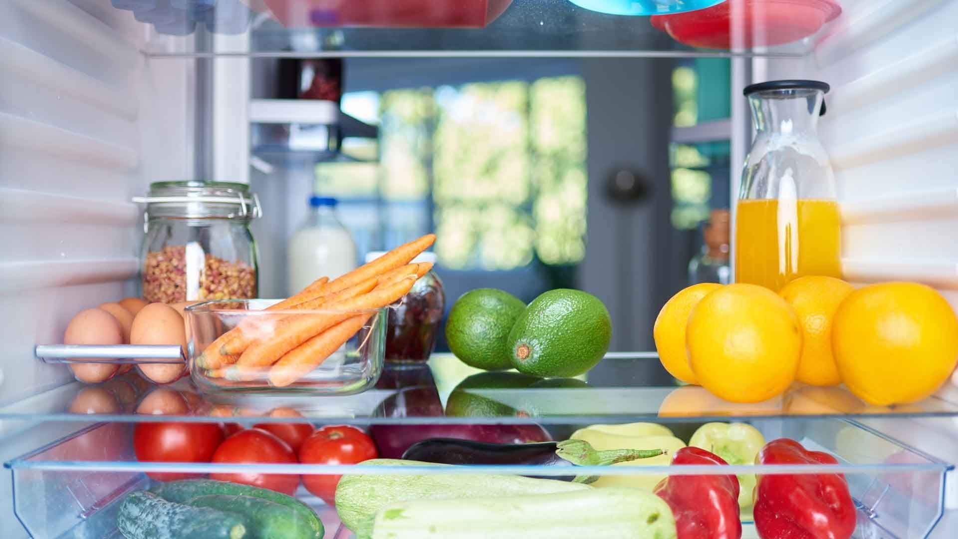 Diese Lebensmittel ruinierst du im Kühlschrank