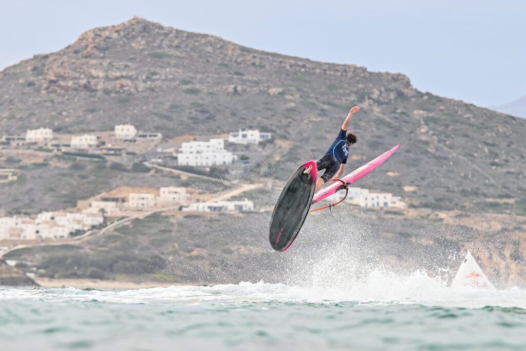 Athletes secure spots in Tow-In Super-Final of Freestyle Pro Tour on Naxos