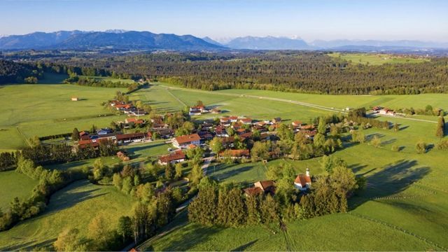 Video: 280-Einwohner-Ort soll 130 Flüchtlinge aufnehmen – Innenministerium stoppt Pläne