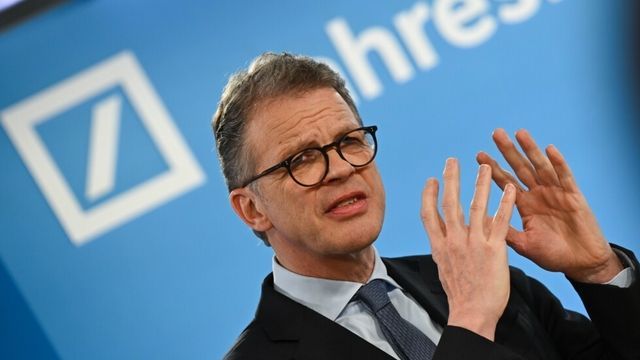 Skandal bei der Deutschen Bank? Millionenklage gegen Chef Sewing