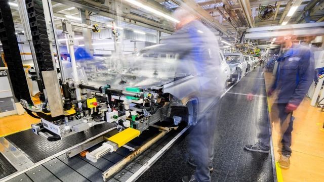 Bericht: VW bereitet wegen Halbleiter-Engpässen Produktions-Stopp vor