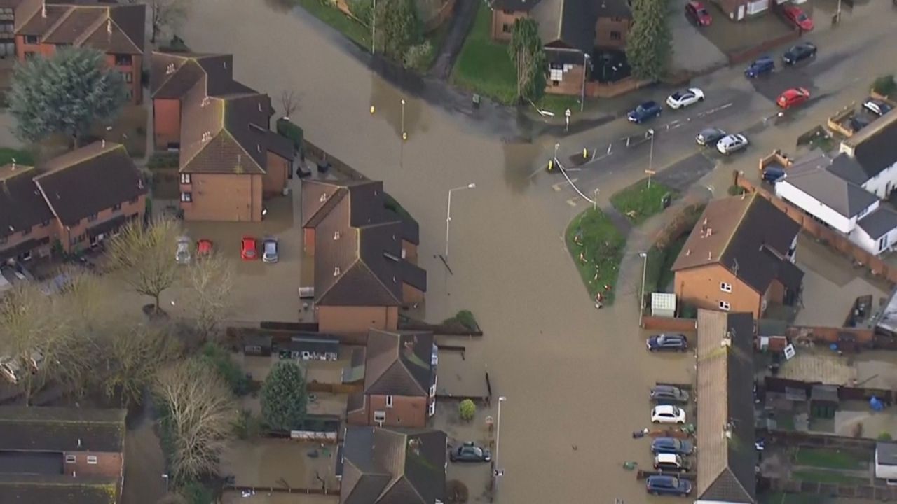 Überschwemmungen in Großbritannien: Ein Toter nach Sturm „Henk"