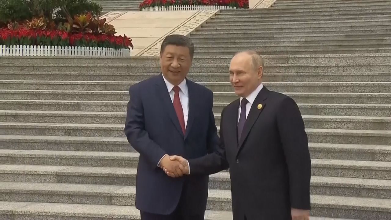 Putin trifft Xi: China sichert Russland weiterhin Zusammenarbeit zu