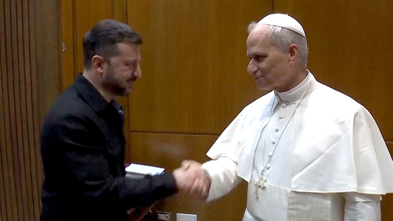 Video: Hoffnung auf „gerechten Frieden“: Papst Leo XIV. trifft Selenskyj
