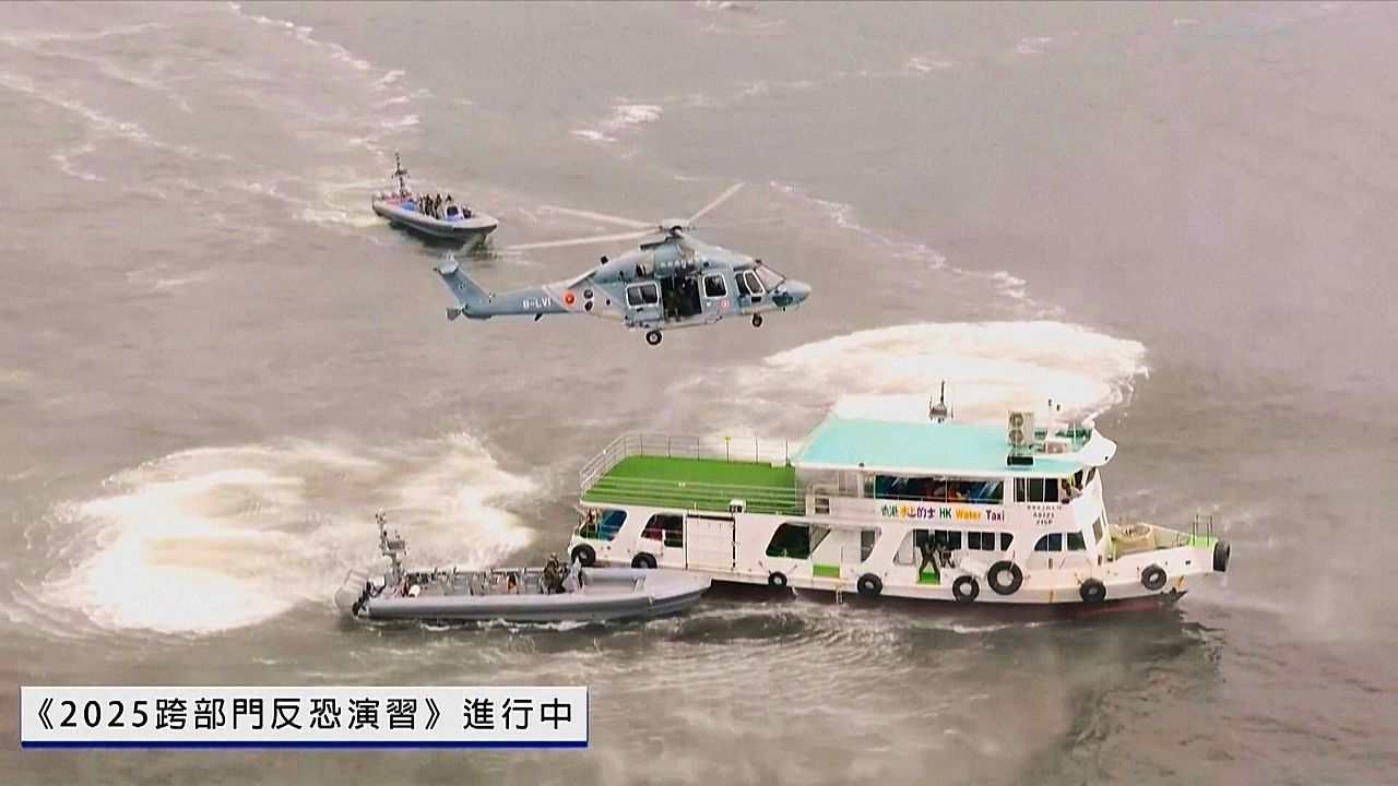Video: Anti-Terror-Übung in Hongkong: Behörden trainieren Reaktion auf Anschlagsszenario