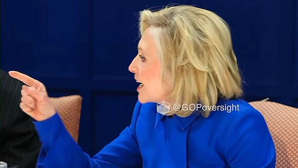 Eklat bei Epstein-Anhörung: Foto-Leak bringt Hillary Clinton in Rage