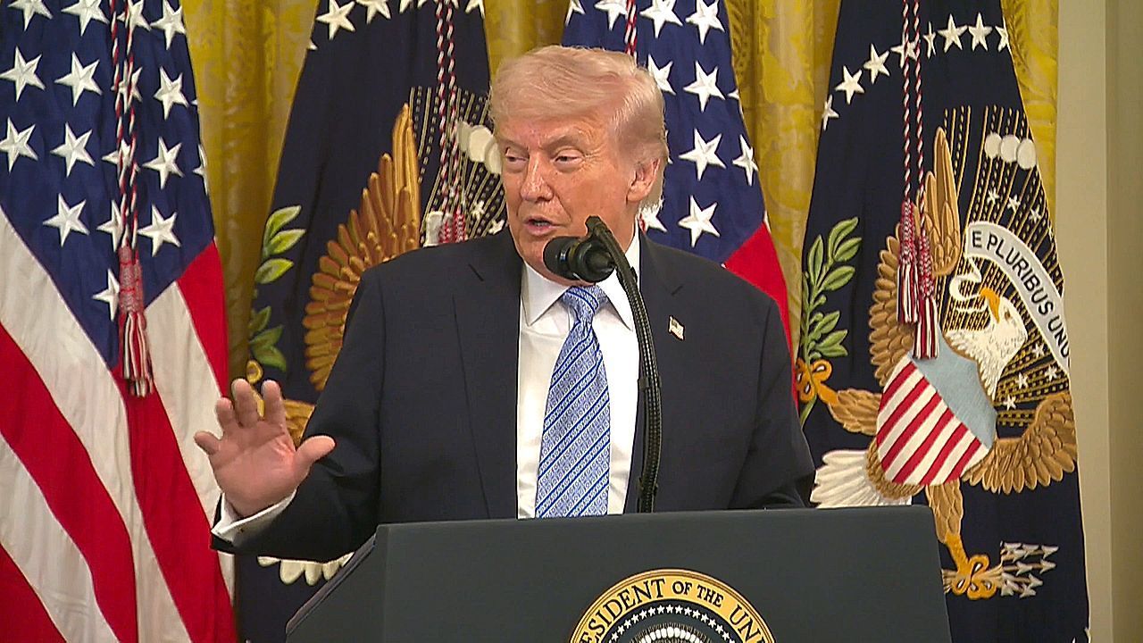 Video: „Habe schon drei gemacht“: Trump will Demenztest für Präsidentschaftskandidaten