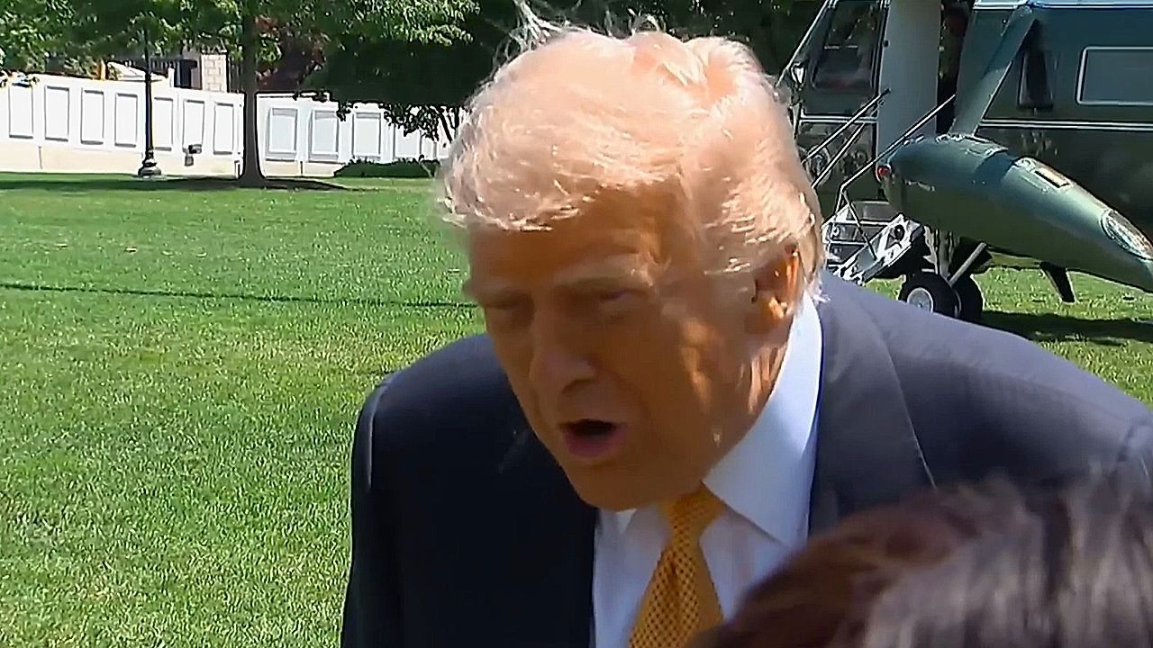 Video: 'Dumb person': Trump attacks reporter after being questioned on ballroom budget