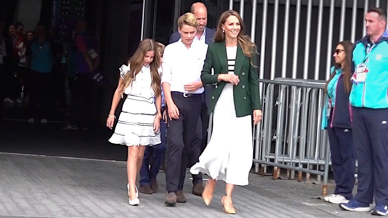 Video: Familie bei den Commonwealth Games: William und Kate mit ihren drei Kindern in Glasgow