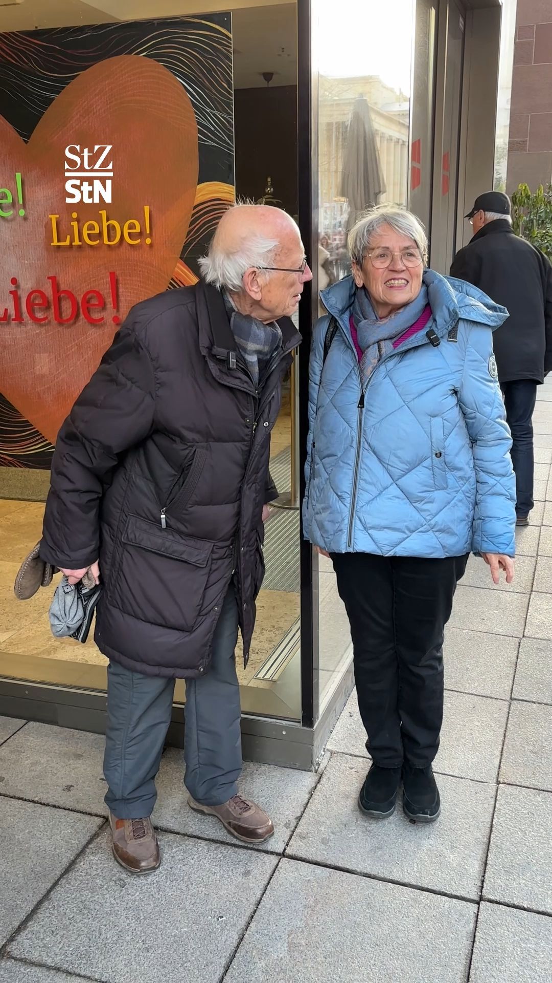 Video: Umfrage zum Valentinstag in Stuttgart: Was ist das Geheimnis eurer Liebe?