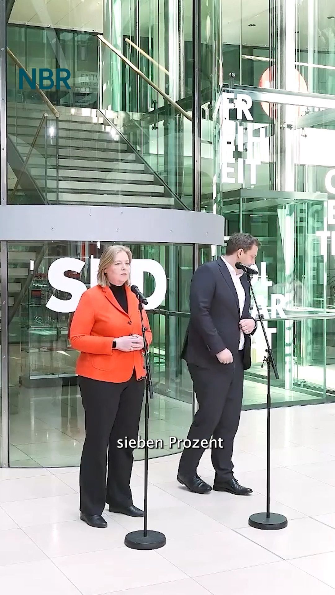 Video: Kritik an SPD-Spitze: Mehrheit hält Bas und Klingbeil für die falschen Chefs