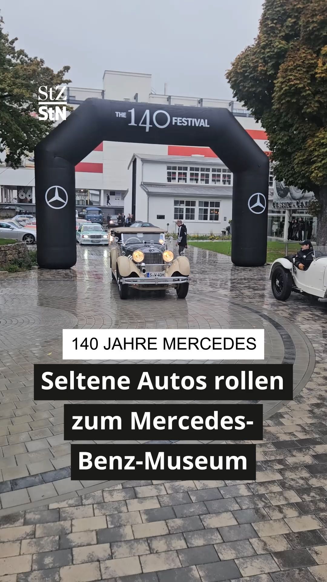 Video: Seltene und edle Karossen rollen zum Mercedes-Benz-Museum