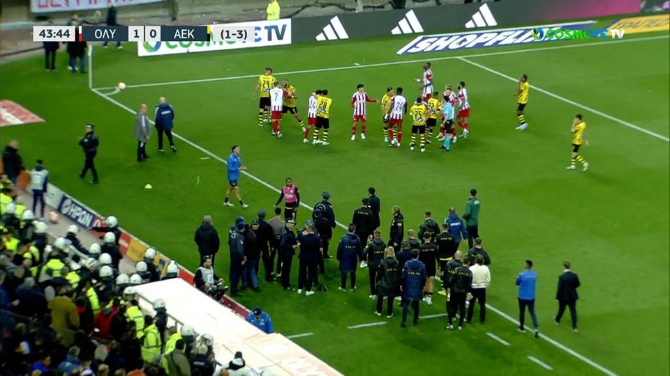 Μεγάλη ένταση σε κόρνερ- Διαμαρτυρίες από την ΑΕΚ (VIDEO)