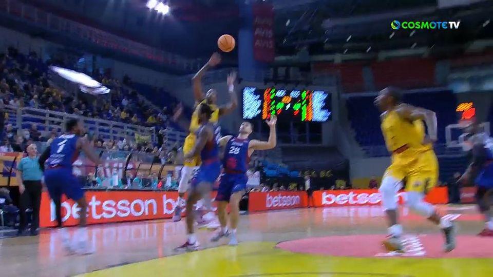 Ασταμάτητος σε ασίστ ο ΜακΡέι – Alley oop συνεργασία με Καμπενγκέλε και κάρφωμα (VID)