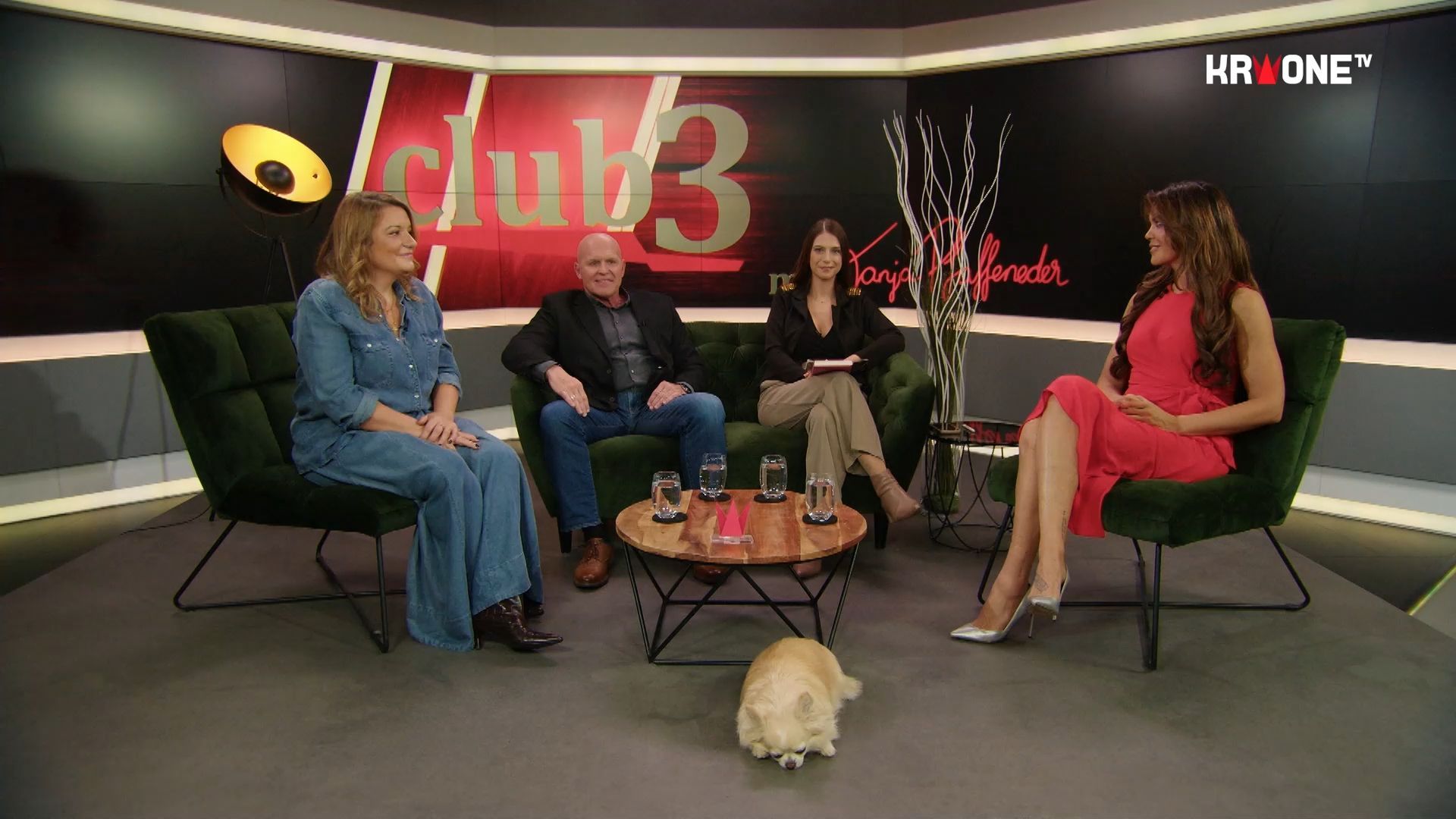 CLUB 3: Body Positivity - Martina Reuter: „Habe Jobs durch Gewichtsabnahme verloren“