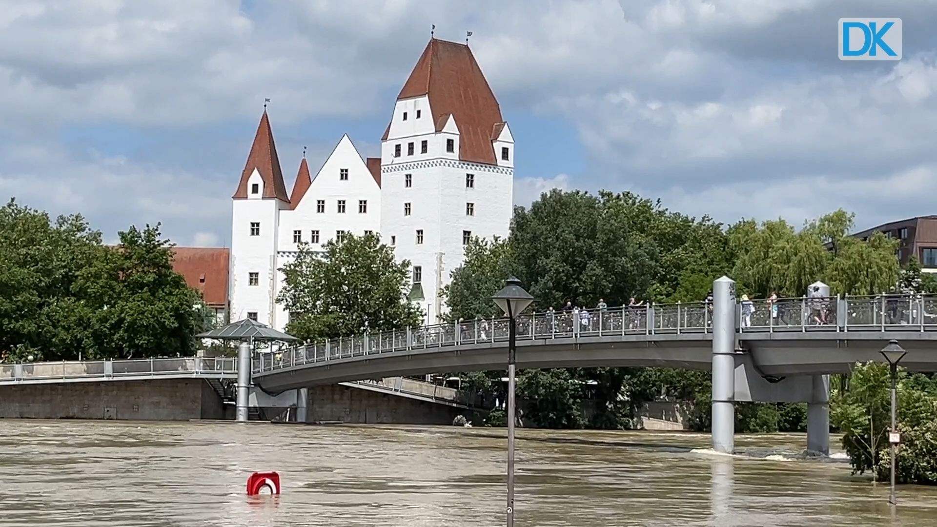 Donau in Ingolstadt schwillt weiter an