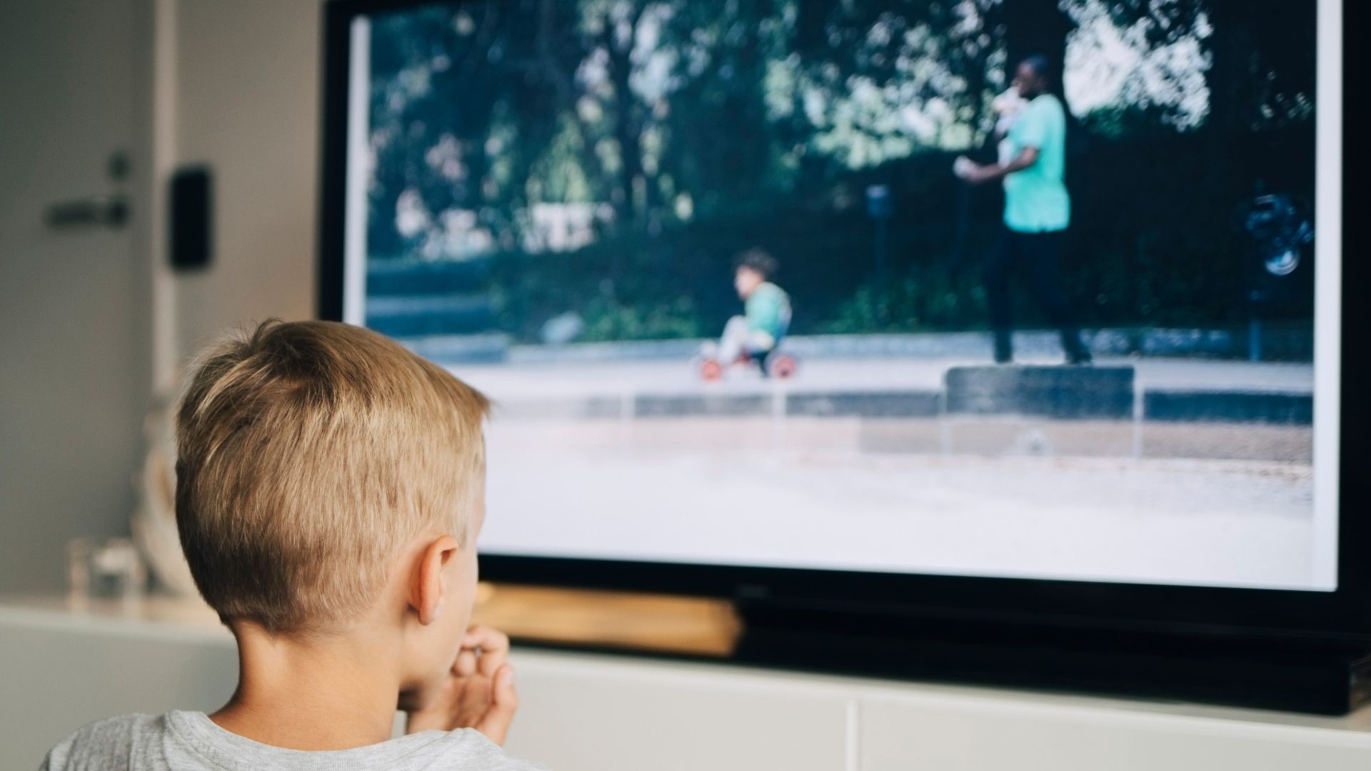 Wie Kinder weniger Zeit vor Bildschirmen hängen