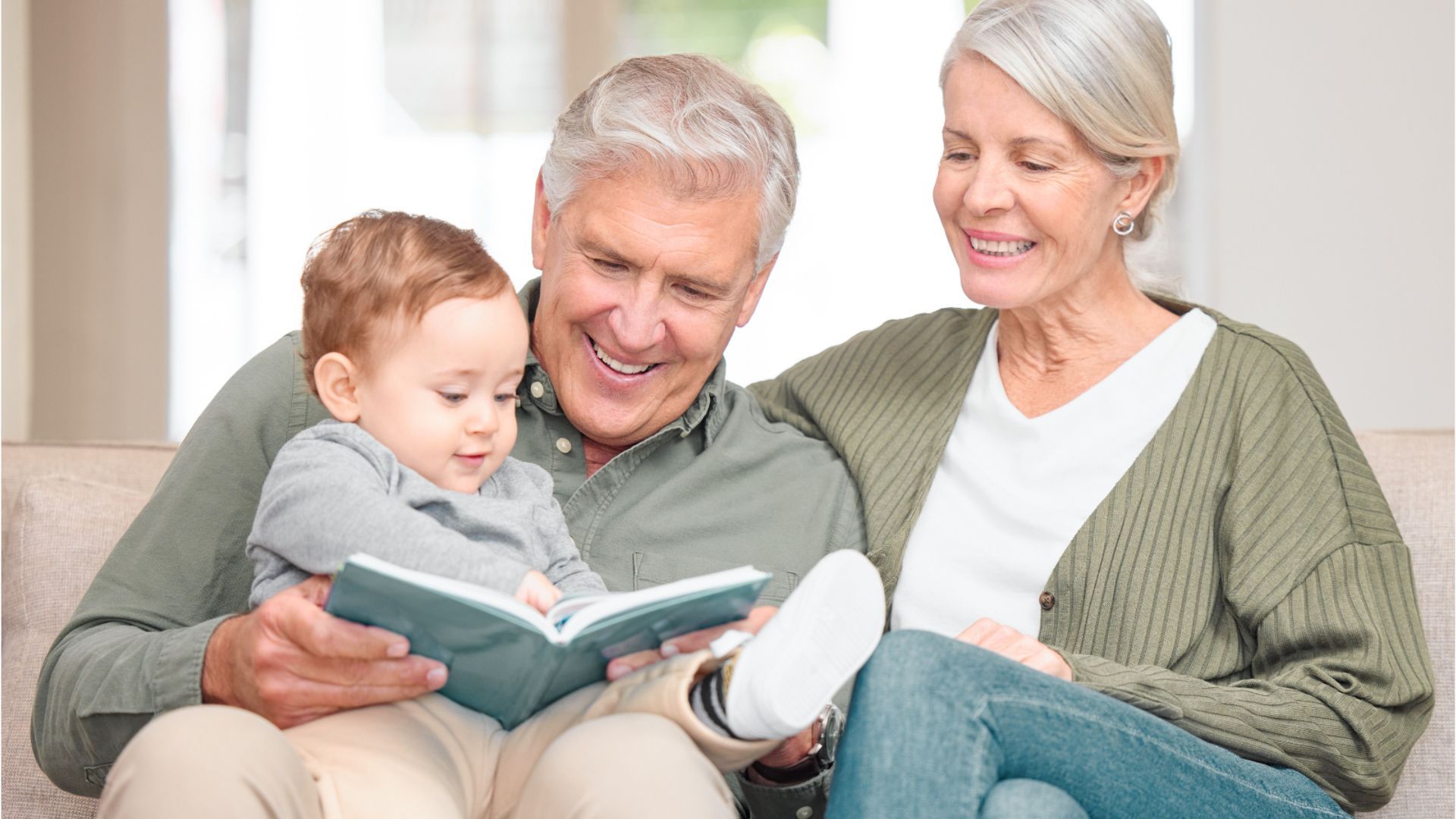 Ältere glauben: Großeltern prägen ihre Enkel besonders stark