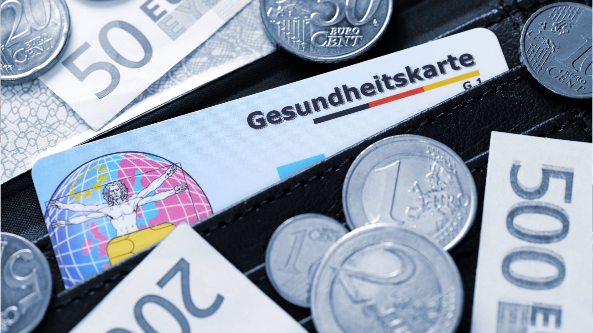 22 Kran­ken­kas­sen erhöhen mitten im Jahr den Beitrag
