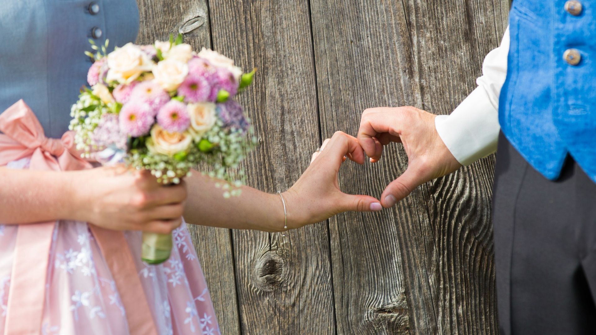 Video: Hochzeit: Mehr als 58.000 Paare in Bayern gaben sich 2024 das Ja-Wort