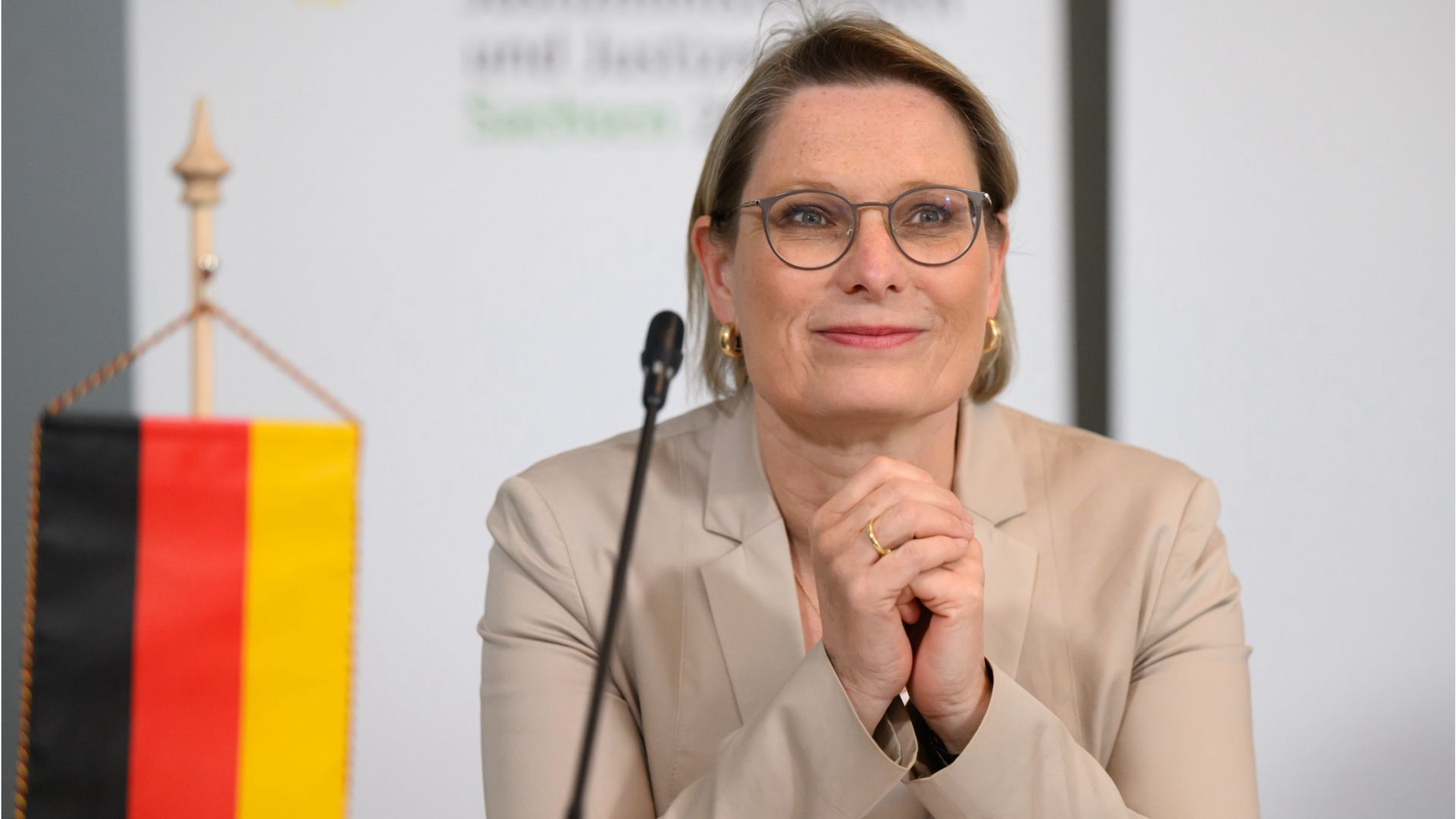Video: Das Kabinett Merz: Das ist Stefanie Hubig