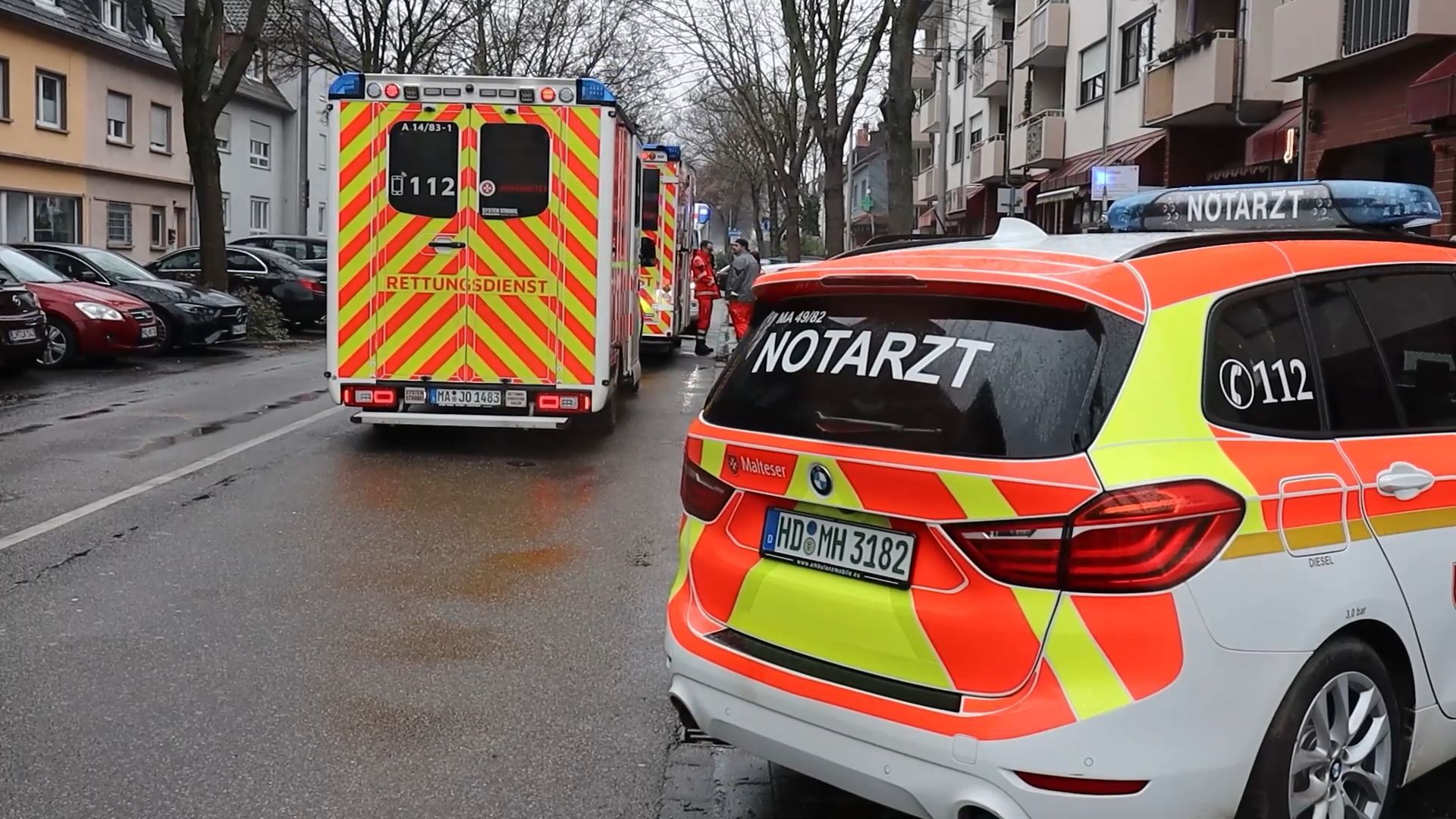 Video: Rotlicht missachtet: Vier Fahrgäste bei Kollision mit Straßenbahn in Mannheim verletzt