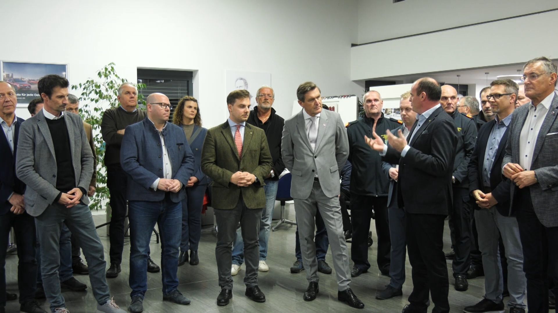 Verkehrsminister-Hanke-in-Strasshof-Lokalausgeschein-in-der-Region