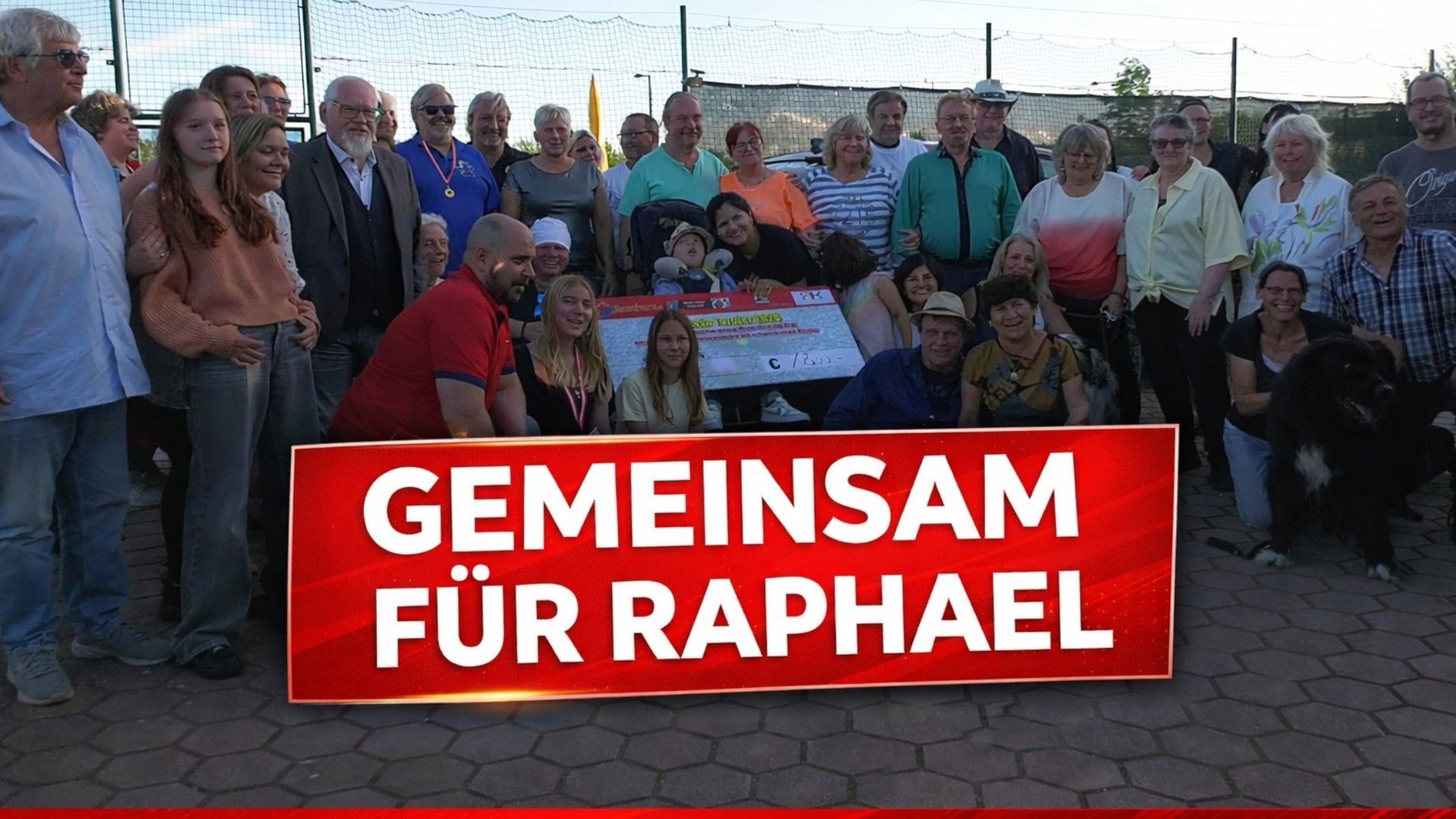 Video: Starke Solidarität Stars unterstützten schwerkranken Raphael