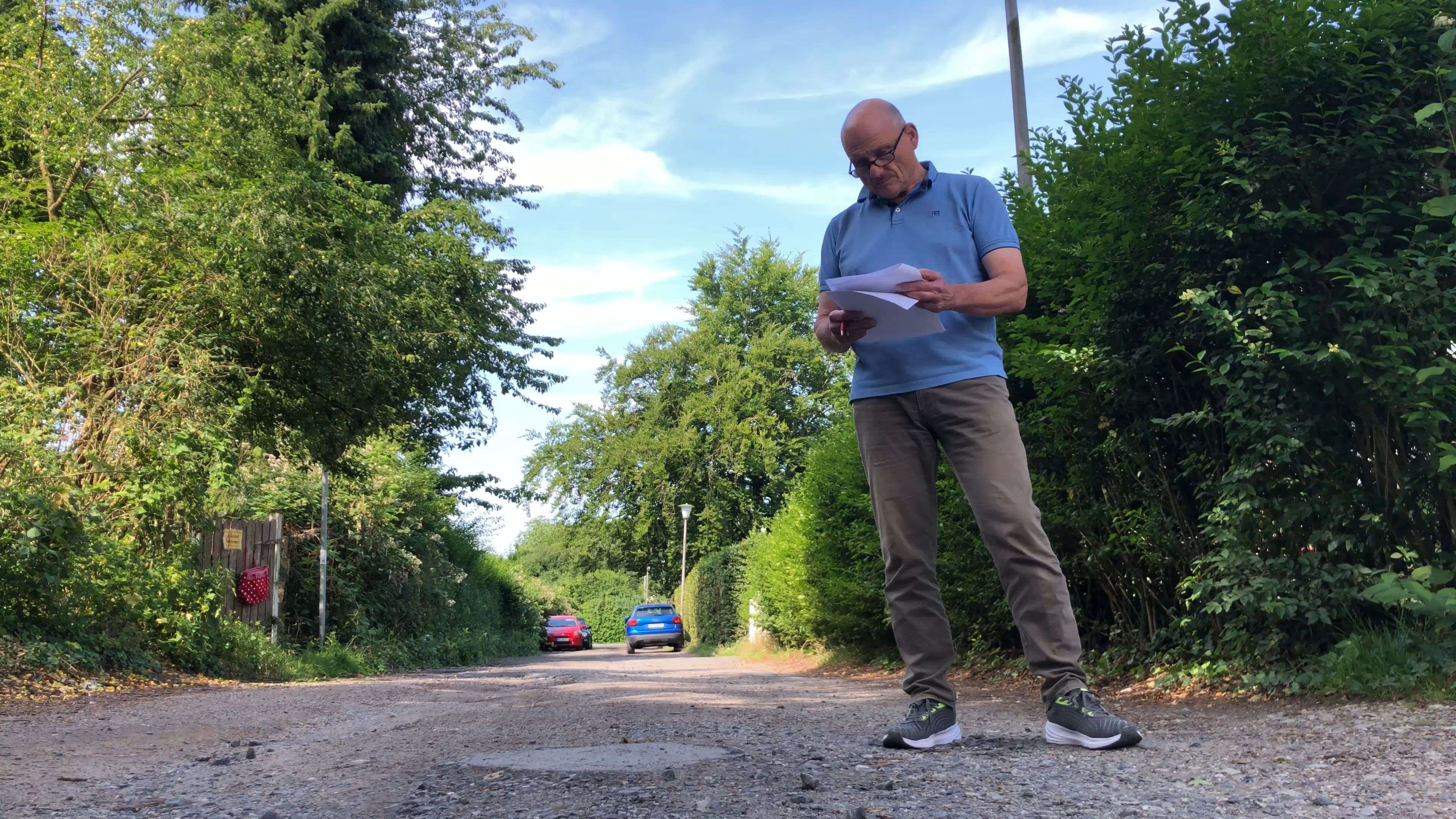 Video: Düesbergweg: Anlieger wollen nicht 800.000 Euro für Schotterpiste zahlen