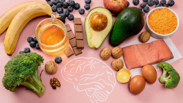 8 Lebensmittel, die die Gesundheit Ihres Gehirns fördern