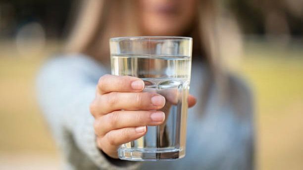 Einfach hydriert bleiben: Top-Tipps für mehr Wassertrinken
