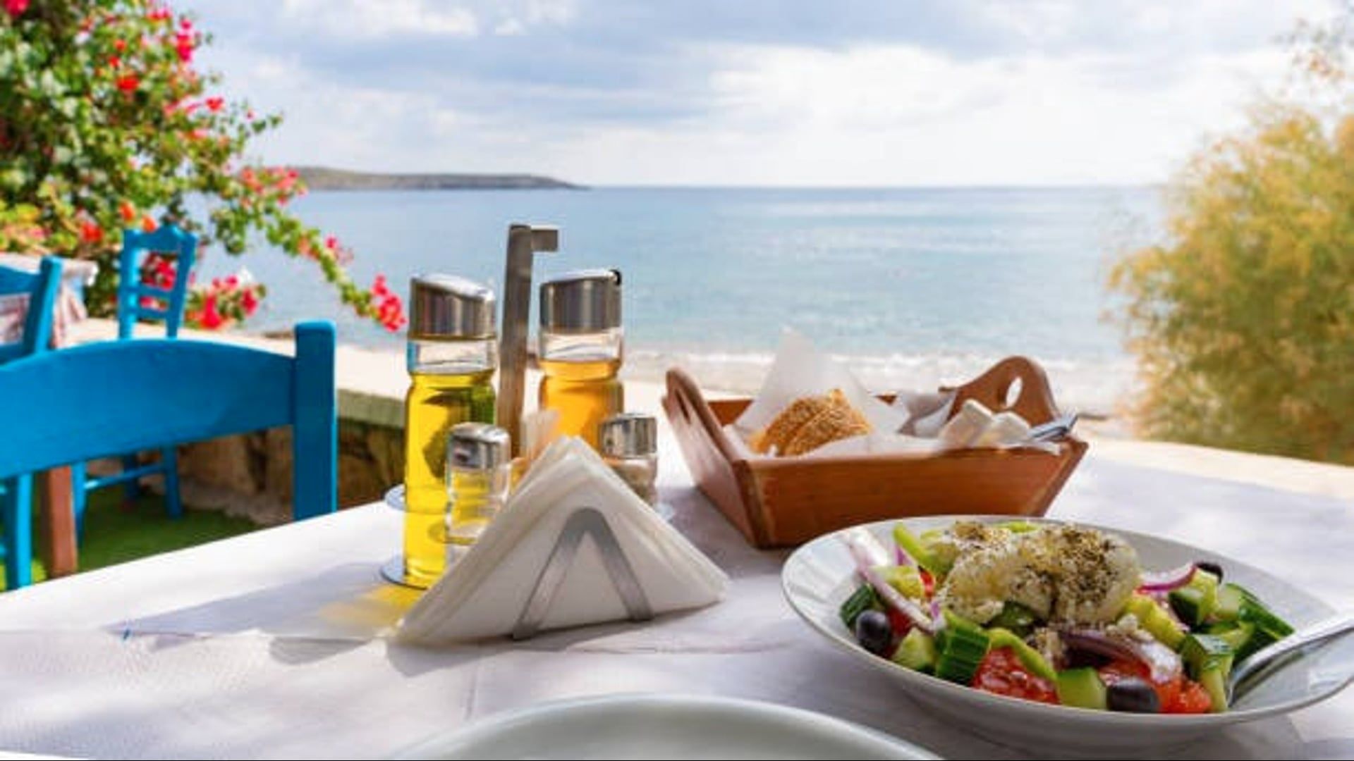 What are the secrets of Mediterranean cuisine?