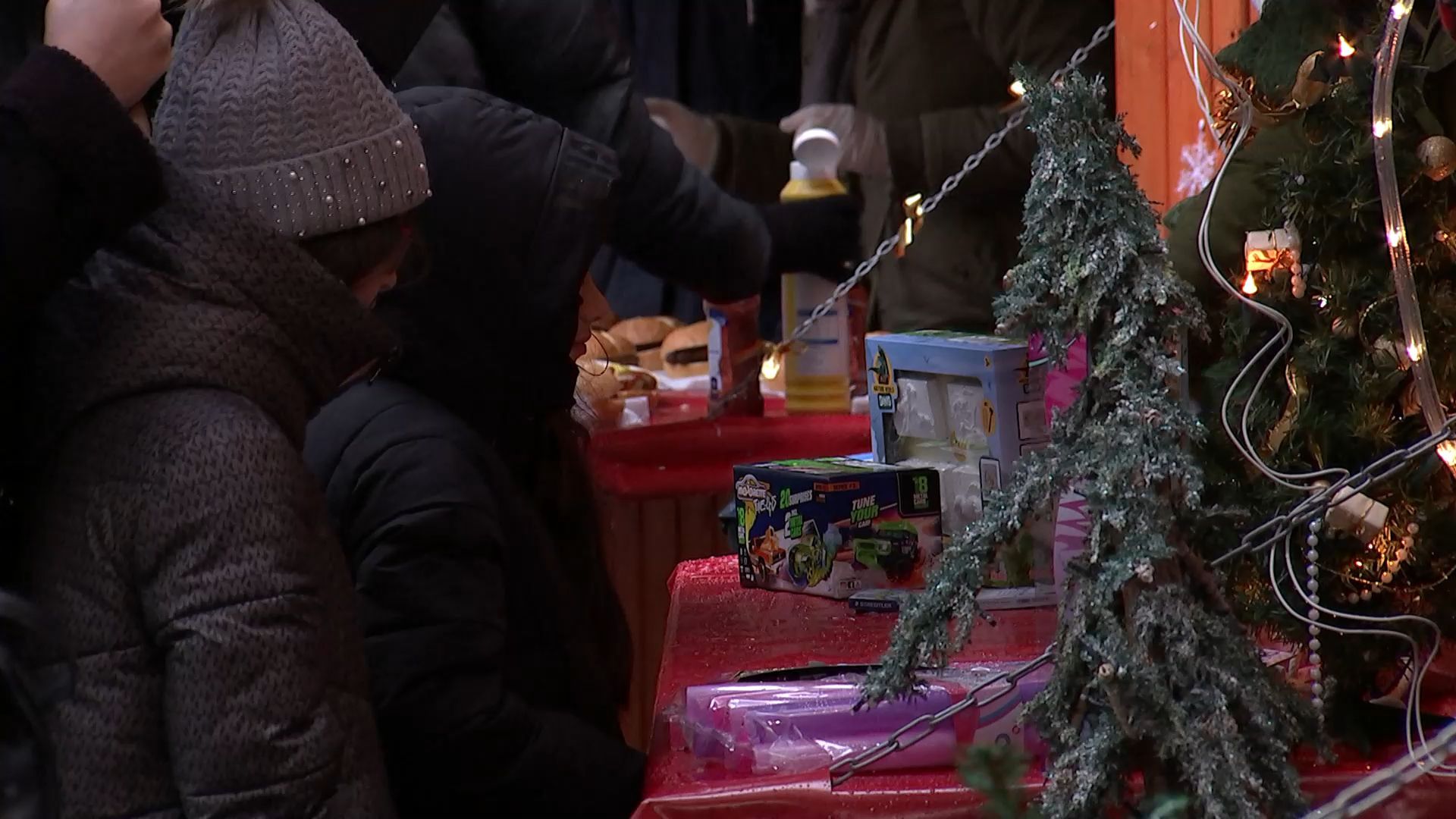 Christmas Market Visit for Needy Children: Star Market Seeks Supporters
