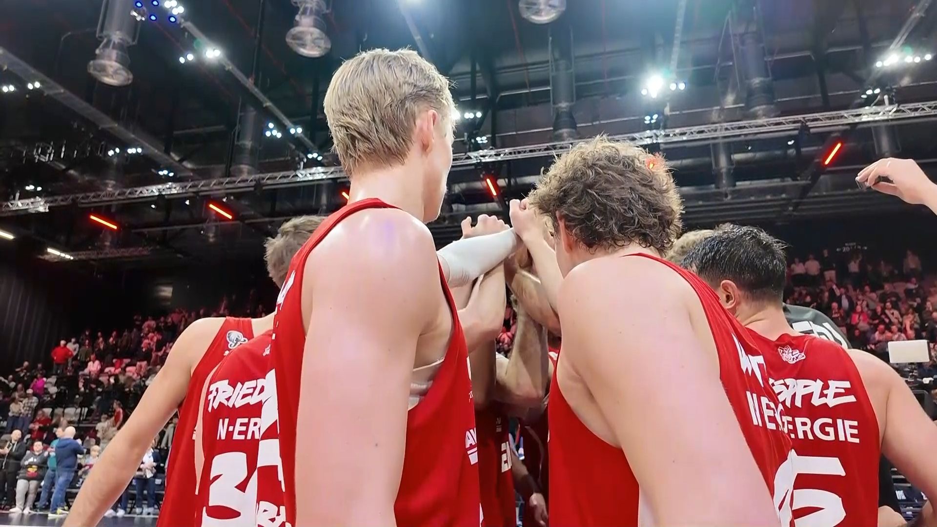 Exciting until the last second: Nuremberg Falcons win derby