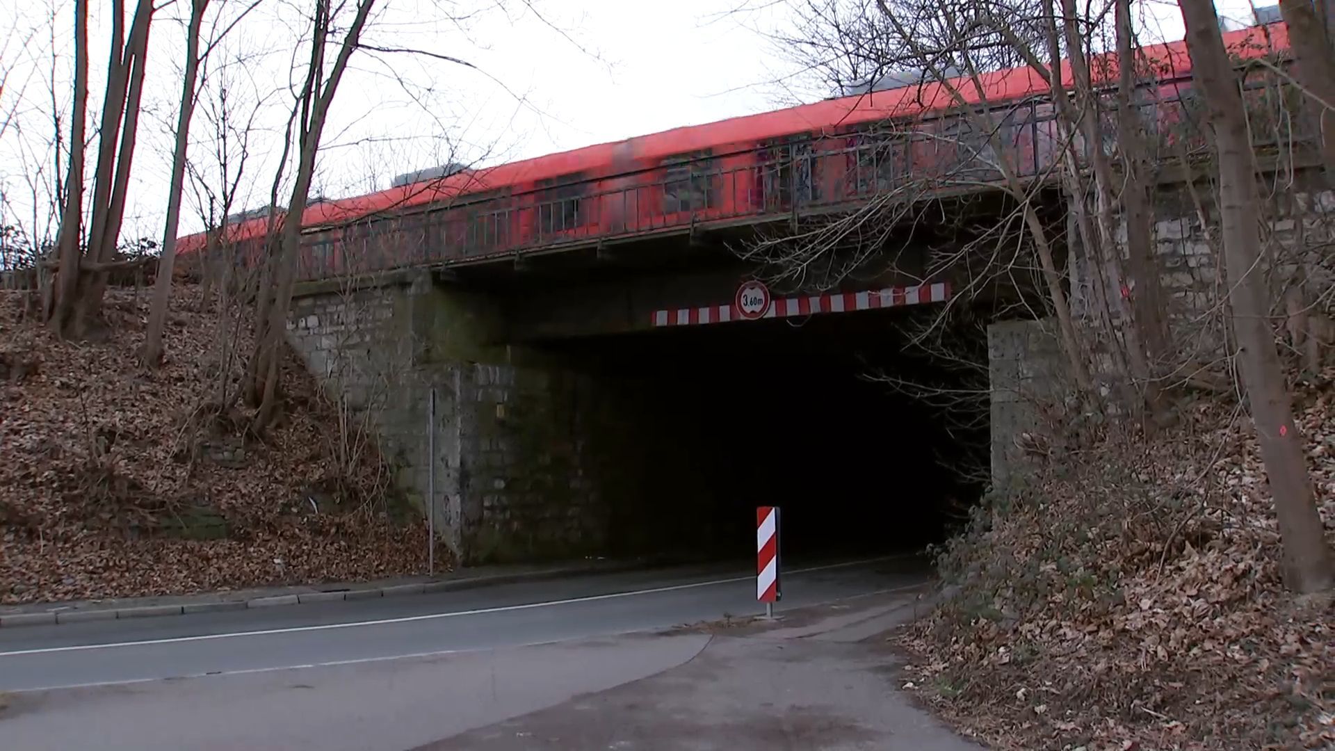 Video: 125 Jahre alte Eisenbahnbrücke in Nürnberg wird saniert: Im März beginnen die Bauarbeiten