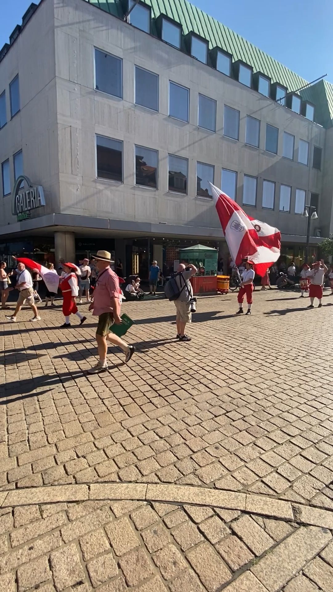 Video: Brezelfest 2026 ist eröffnet