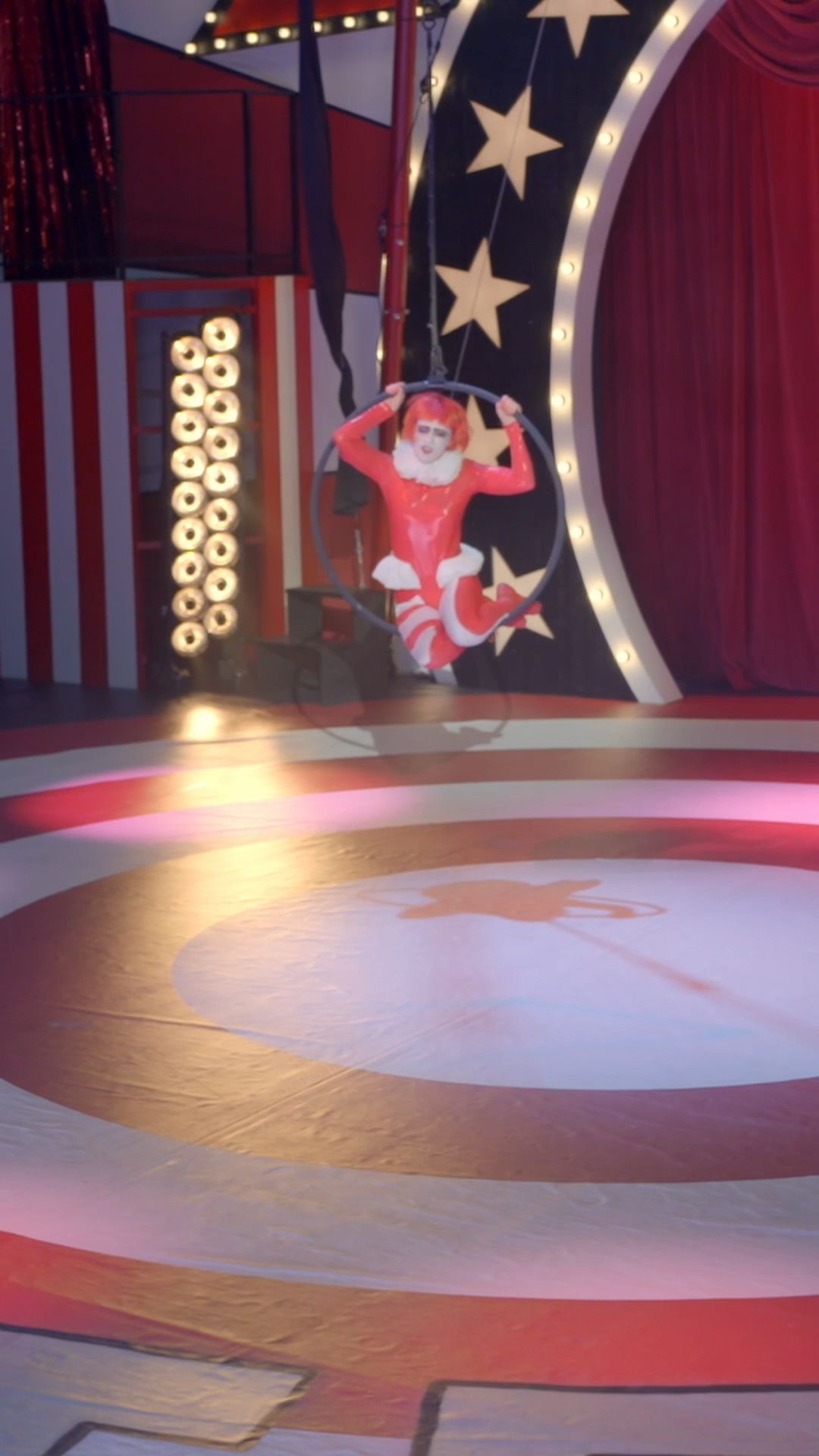 Video: "Romeo und Julia" feierte Premiere bei Volksschauspielen in Telfs