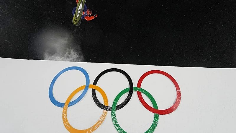 Vance-und-Rubio-bei-den-Olympischen-Winterspielen-US-Delegation-in-Italien-angekommen