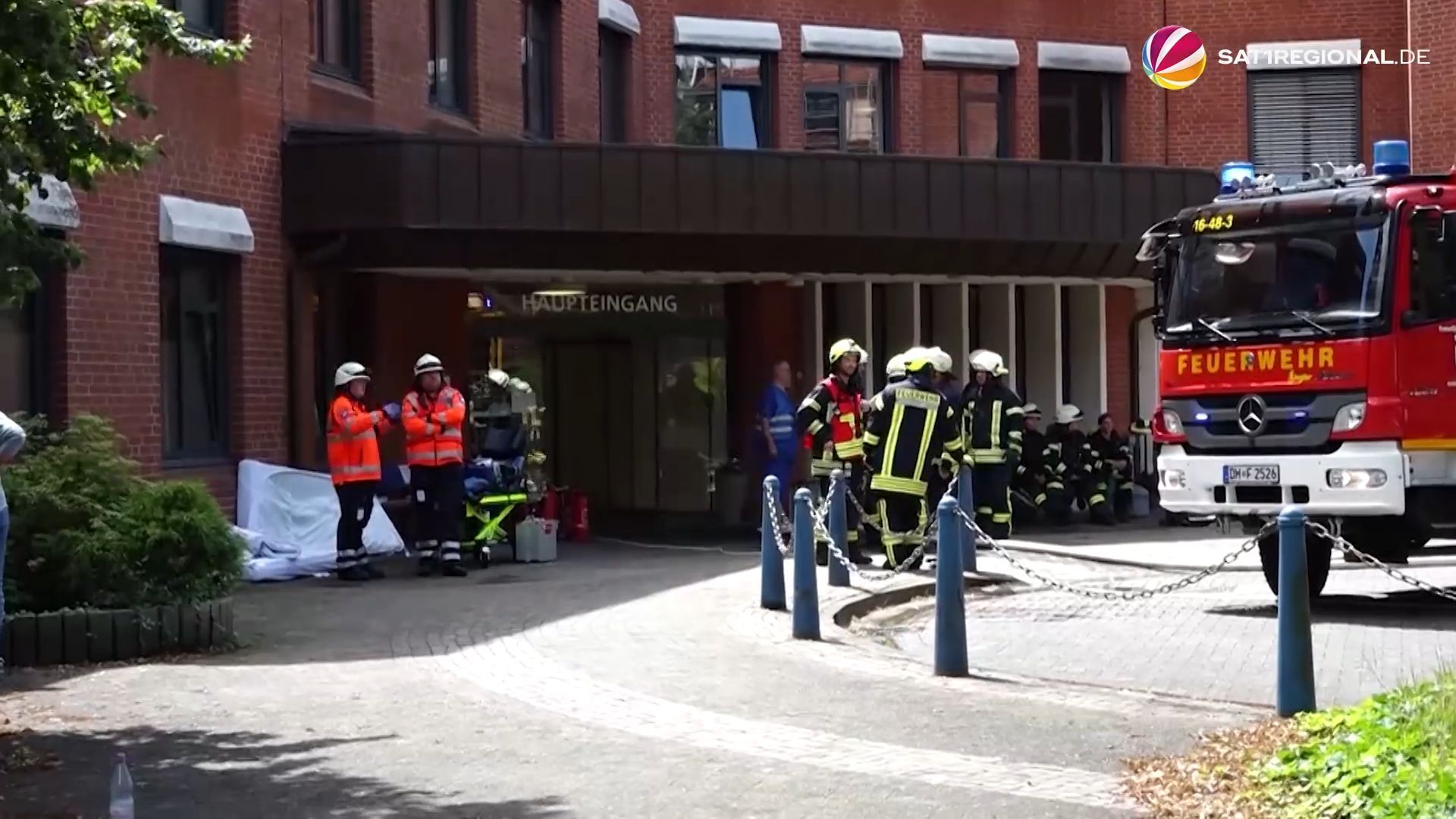 Feuerwehr-Großeinsatz: Brand in Klinik in Bassum