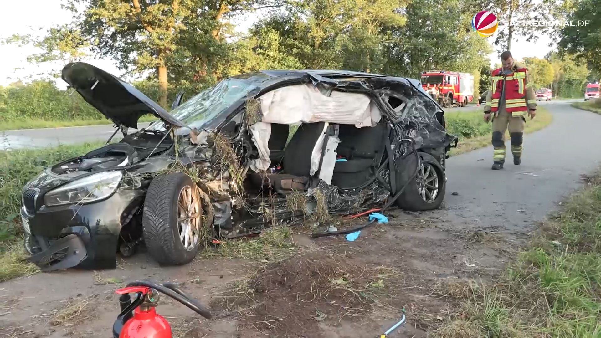 Schwerer Unfall: 10-Jährige stirbt nach Frontalzusammenstoß bei Wiemersdorf