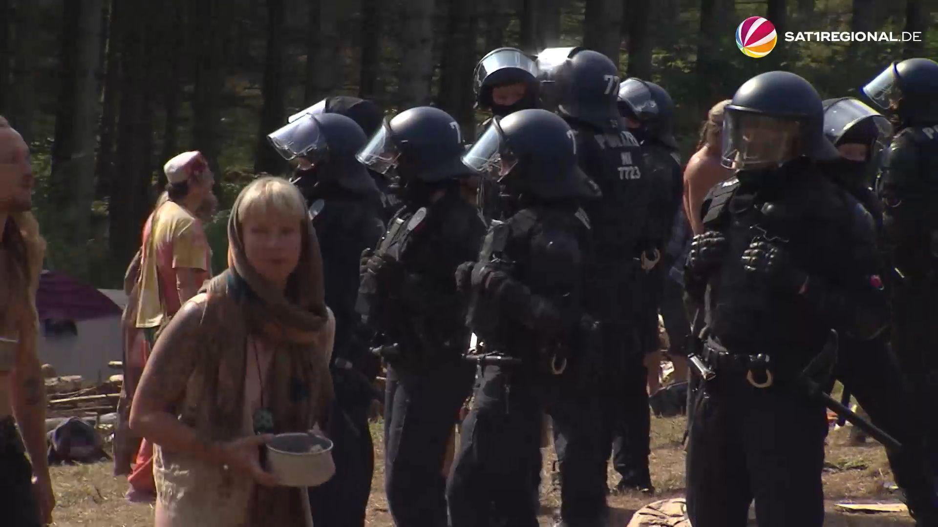 „Rainbow Family“ im Harz: Anhänger befolgen Polizei-Anweisungen nicht