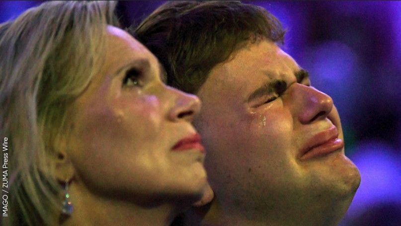 Emotionaler Moment: Gus Walz jubelt seinem Vater unter Tränen zu