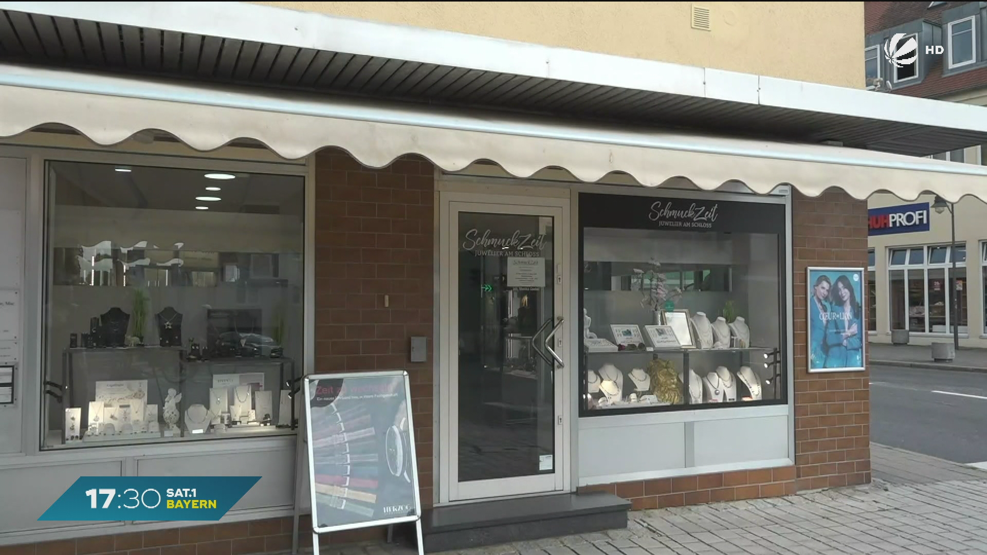 Schmuckraub in Roth: Zwei Täter weiterhin auf der Flucht