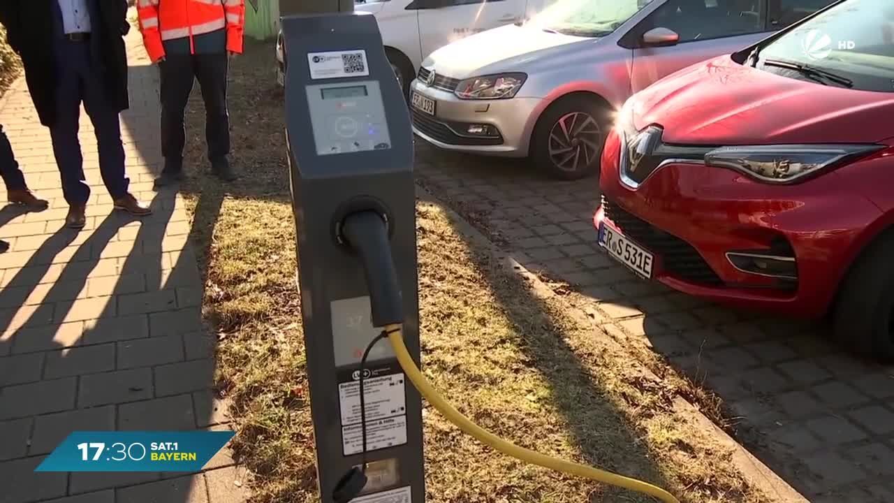 Laden an der Straßenlaterne? E-Auto-Idee aus Erlangen