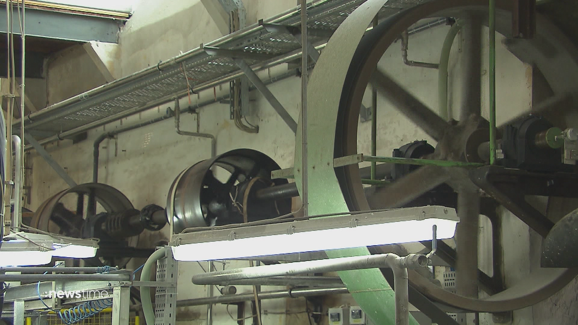 Ampel in der Kritik: Industriegipfel bei Scholz, Wirtschaftsgipfel bei Lindner - Video