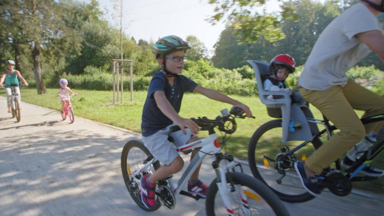Viele Grundschulkinder können nicht mehr Radfahren - Video