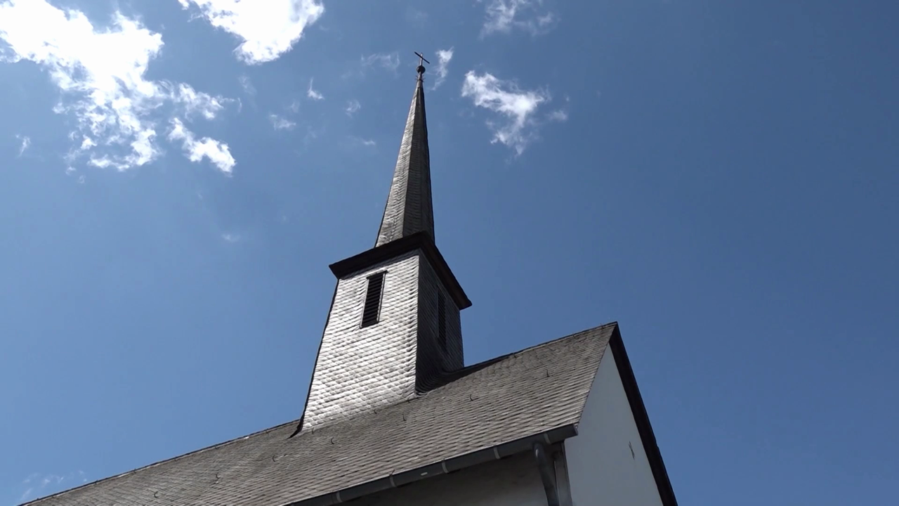 Video: Spontane Ehelichung in Bestwig: Liebe braucht keinen großen Plan