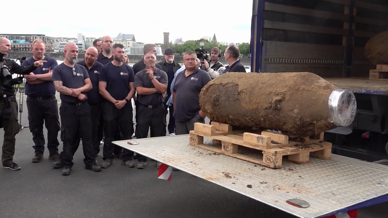 Video: Doppelte Bomben-Entschärfung: Gefährliche Relikte aus Kriegszeiten in Köln