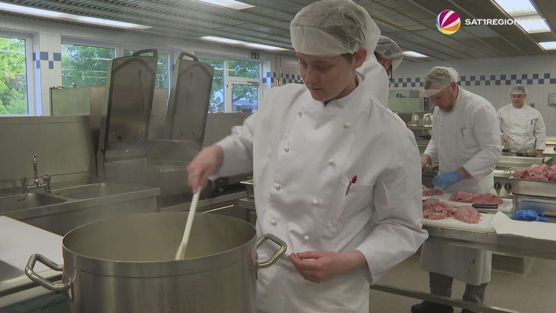 Ship's Cooks of the Navy: Training at the Non-Commissioned Officers School